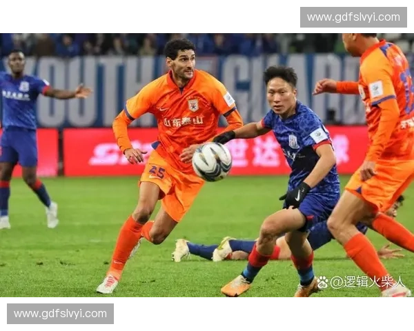 红黄牌制度在足球比赛中的应用与裁判判罚影响分析